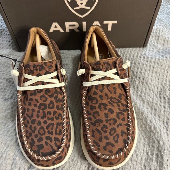 Ariat Fringe Hilo's- Warm Leopard **NWT** - Picture 9 of 9
